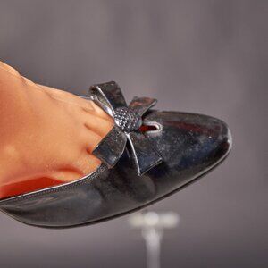 1960s Joseph Larose Black Patent Leather Bow Pumps